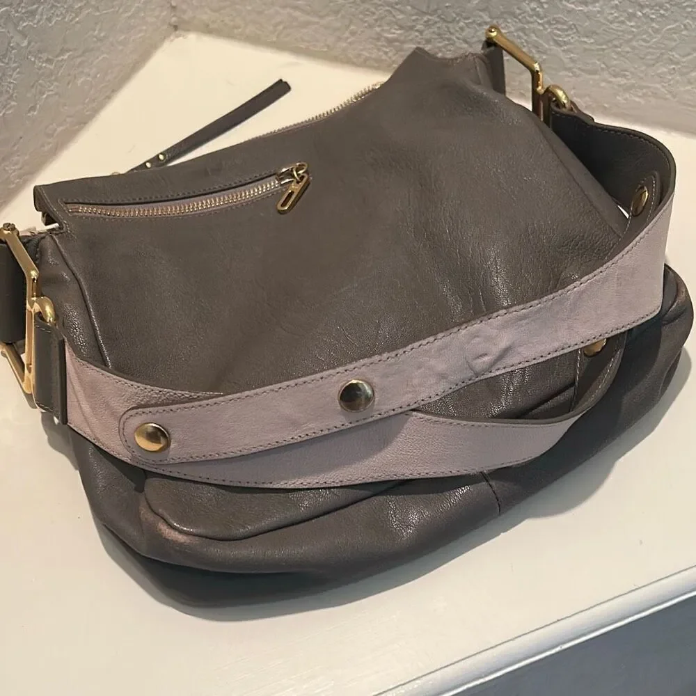 Chloe Vanessa Messenger Bag Gray Leather Minimalist Old Money Classic Purse